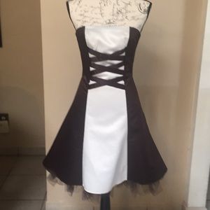 NWOT Jessica McClintock for GUNNE GUNNE Size 3/4